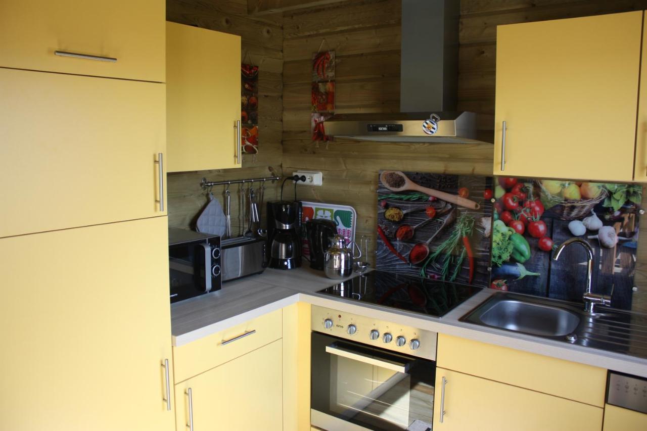 Villa Emilia - Gemuetliches Kinderfreundliches Blockhaus Mit Umzaeuntem Garten Синт-Анналанд Экстерьер фото